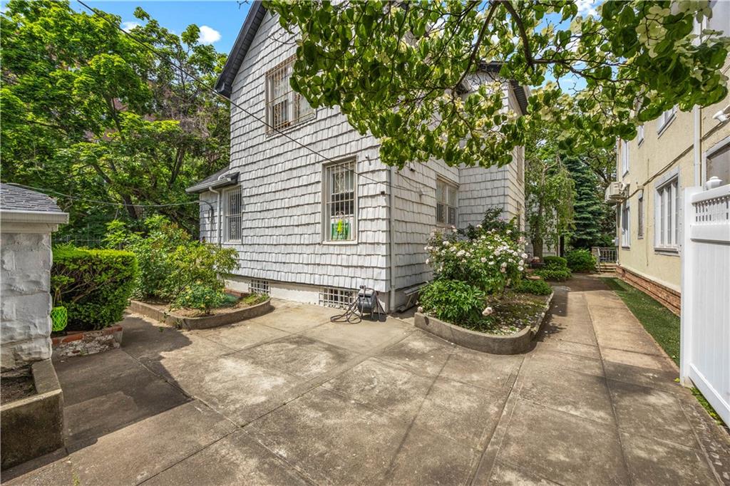 32 87th Street Bay Ridge Brooklyn NY 11209