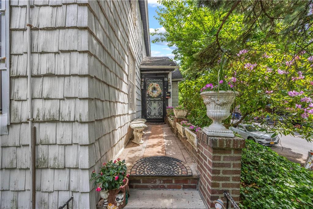 32 87th Street Bay Ridge Brooklyn NY 11209