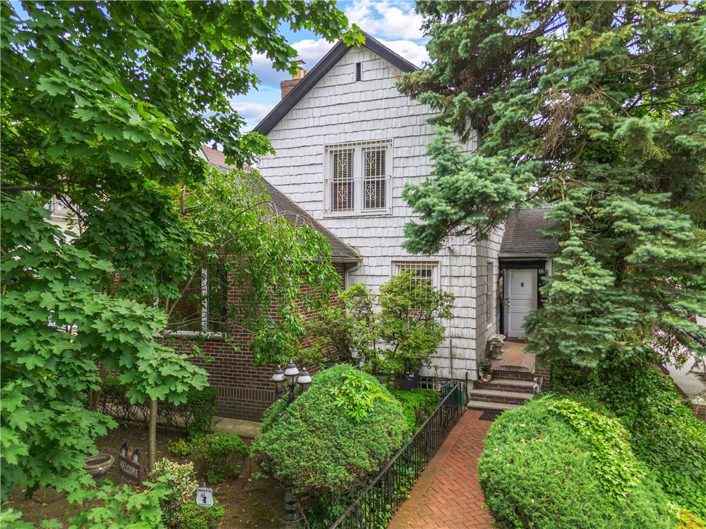 32 87th Street Bay Ridge Brooklyn NY 11209