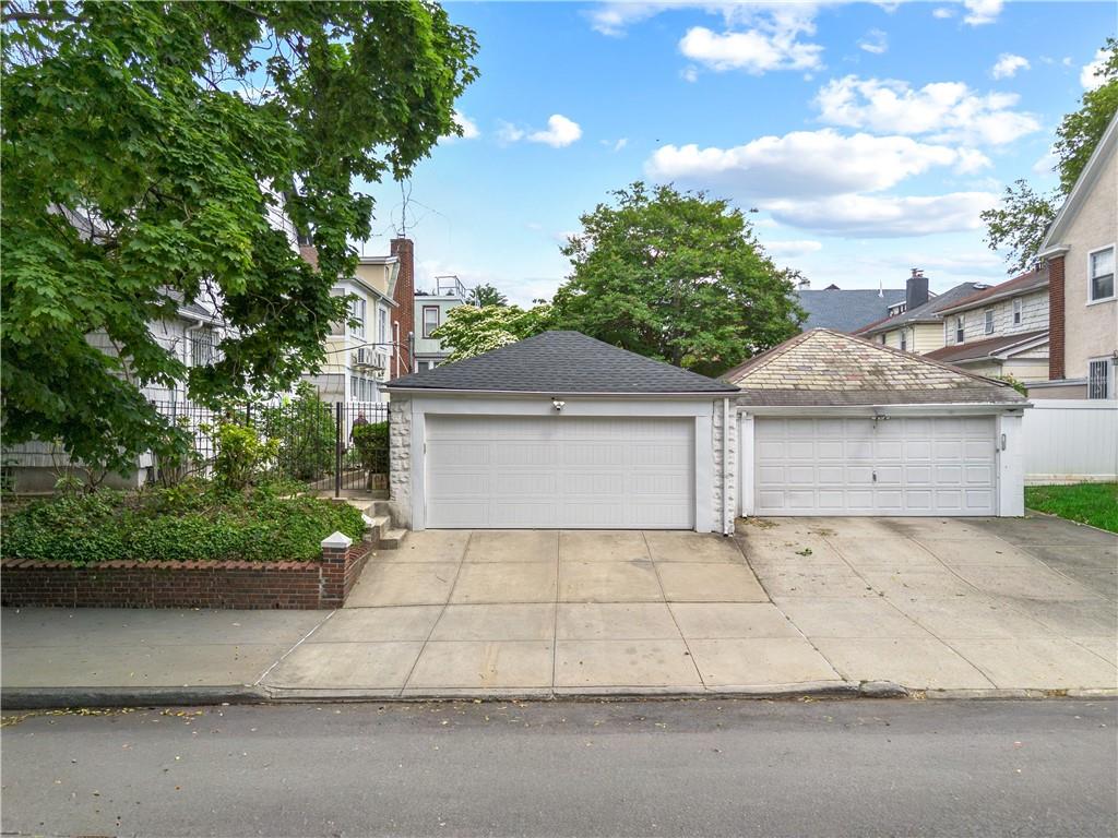 32 87th Street Bay Ridge Brooklyn NY 11209