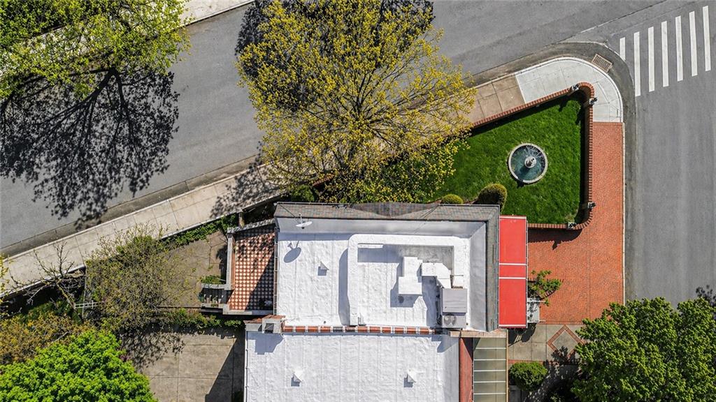 347 Bay 10th Street Dyker Heights Brooklyn NY 11228