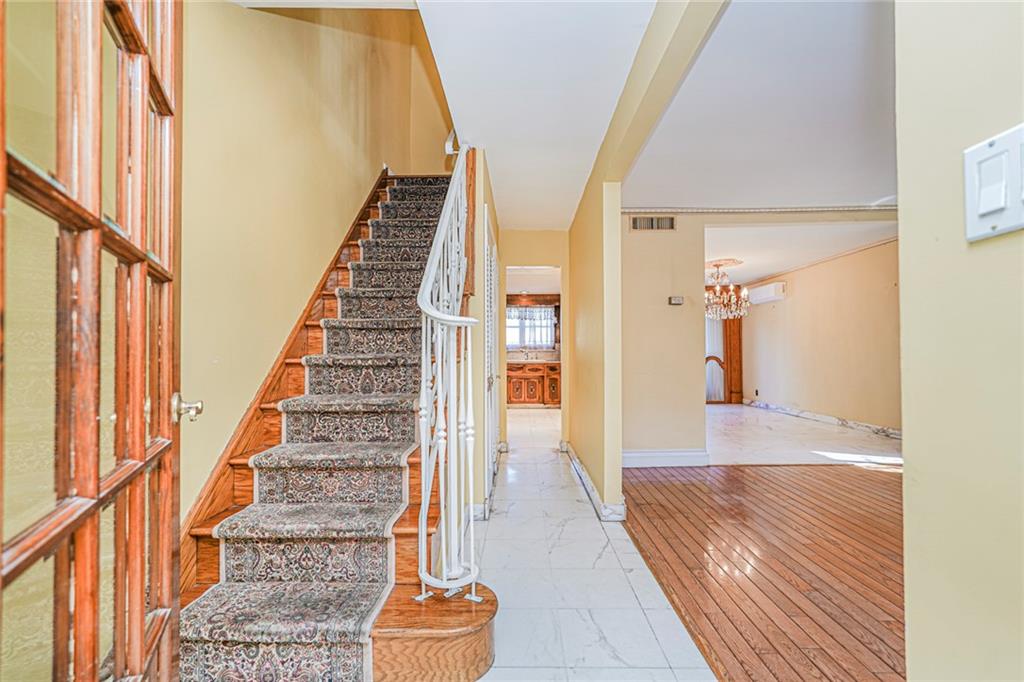 347 Bay 10th Street Dyker Heights Brooklyn NY 11228