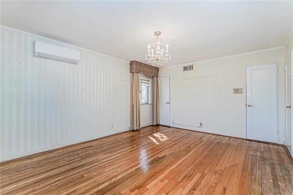 347 Bay 10th Street Dyker Heights Brooklyn NY 11228