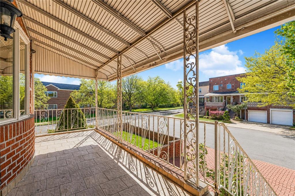 347 Bay 10th Street Dyker Heights Brooklyn NY 11228