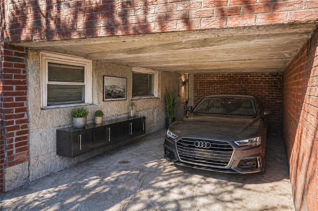 347 Bay 10th Street Dyker Heights Brooklyn NY 11228