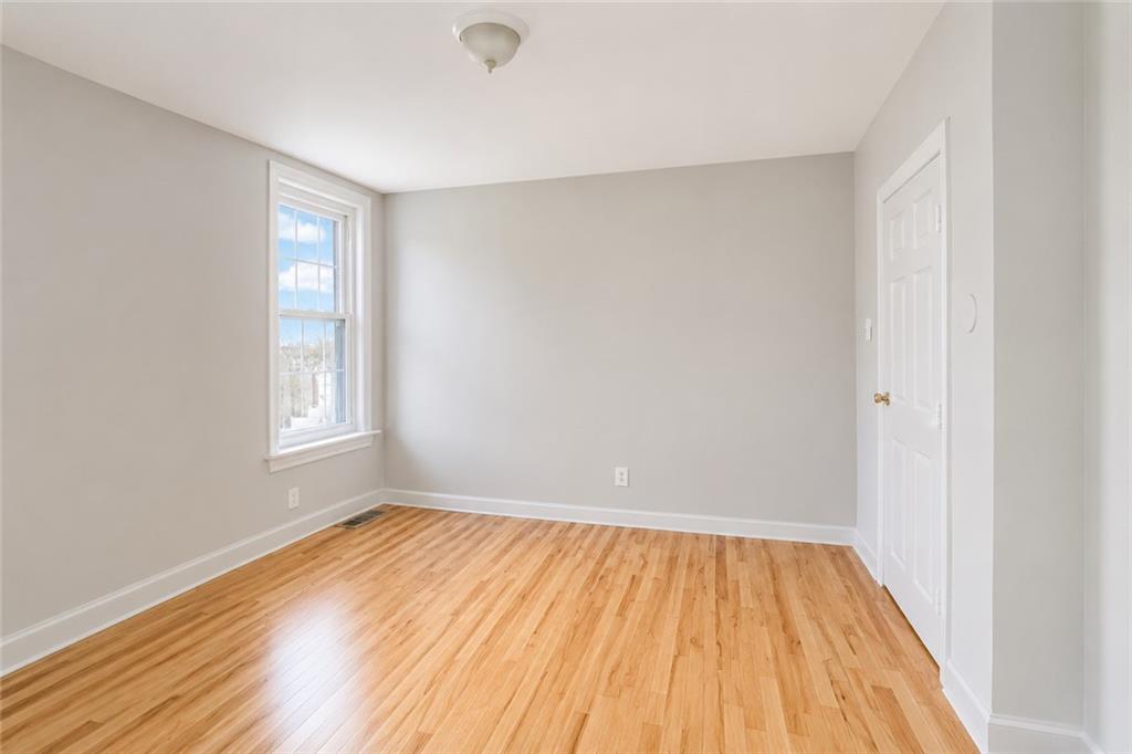 1201 Bay Street Rosebank Staten Island NY 10305