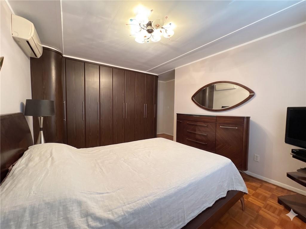 354 Van Sicklen Street Gravesend Brooklyn NY 11223