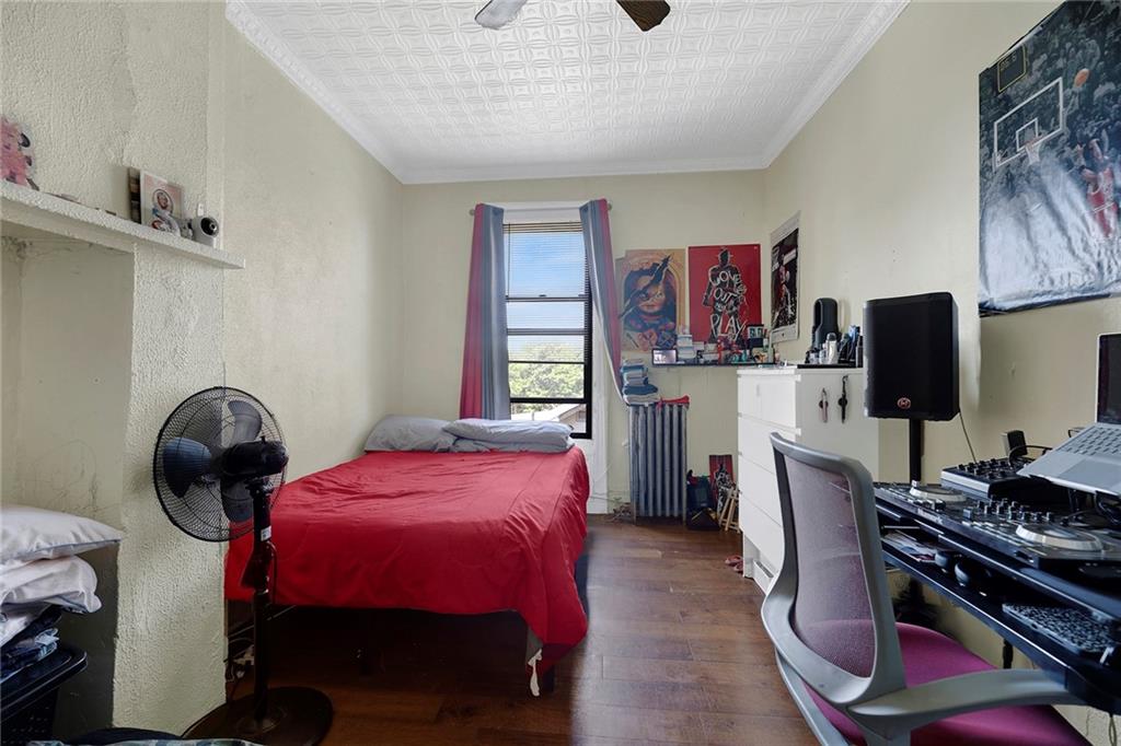 22 Roosevelt Place Ocean Hill Brooklyn NY 11233