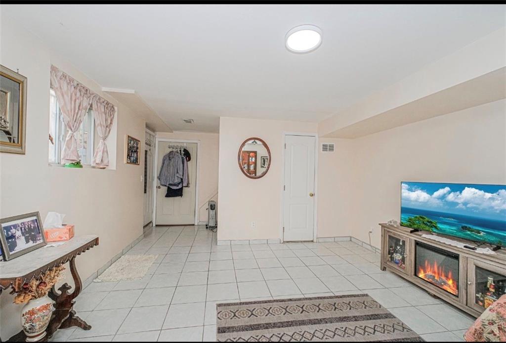 285 Robinson Avenue Eltingville Staten Island NY 10312