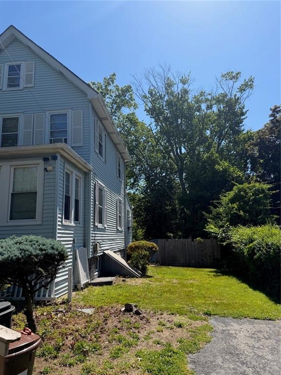 65 Woodvale Avenue Prince's Bay Staten Island NY 10309
