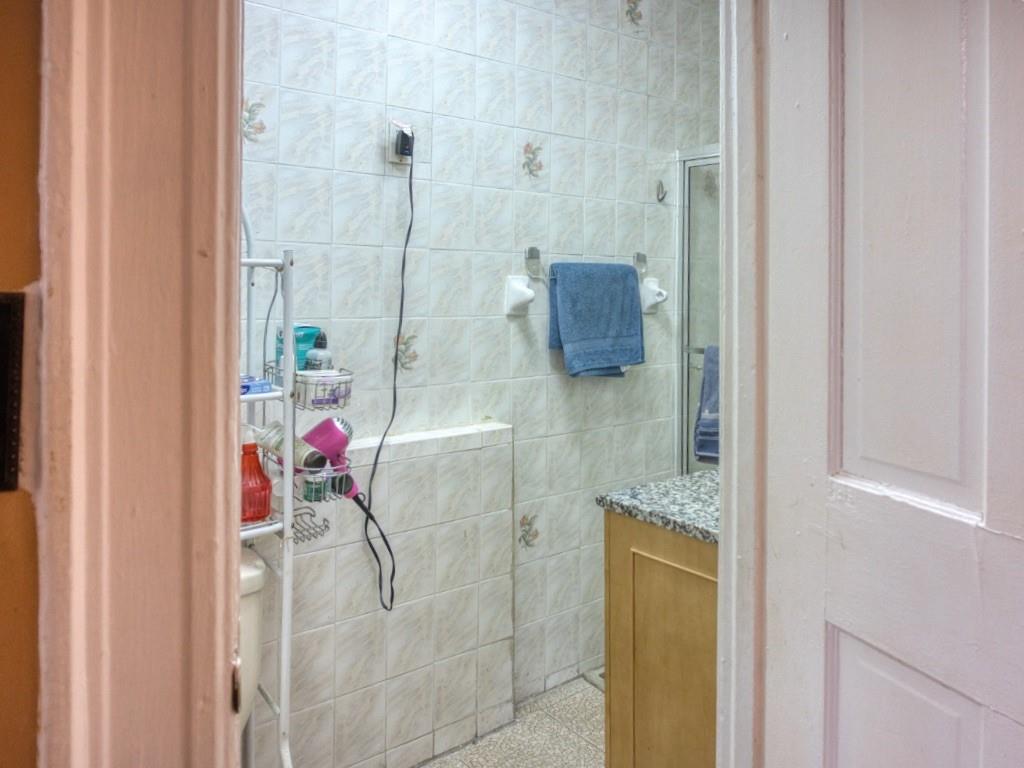 850 McDonald Avenue Borough Park Brooklyn NY 11218