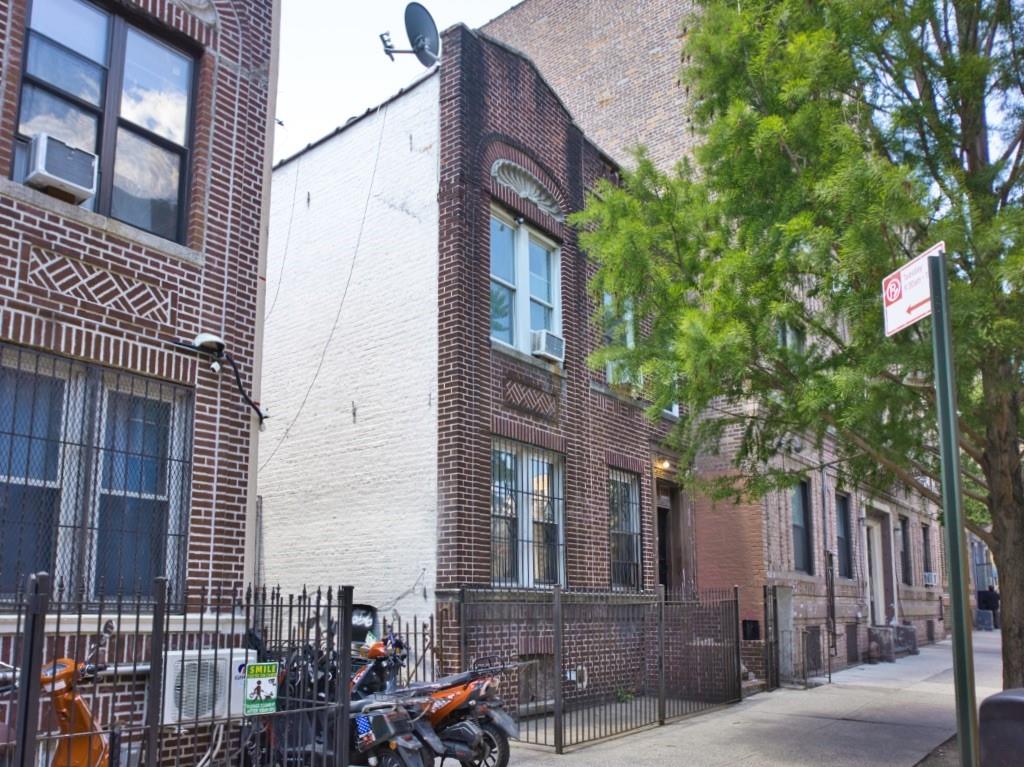 856 42 Street Sunset Park Brooklyn NY 11232