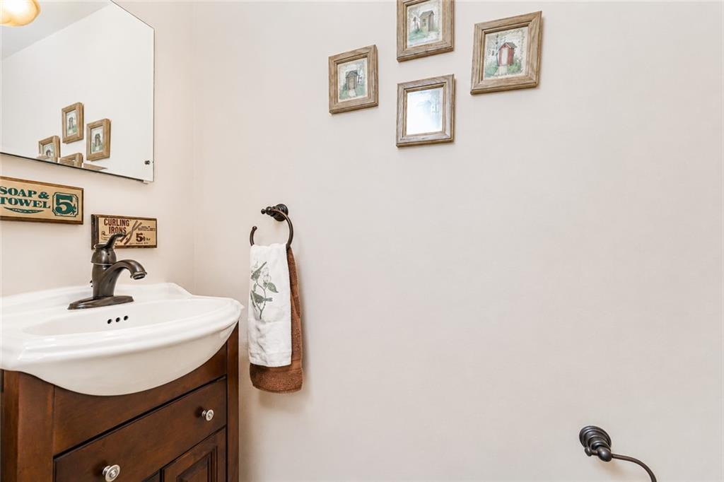 60 Bay Terrace Bay Terrace Staten Island NY 10306
