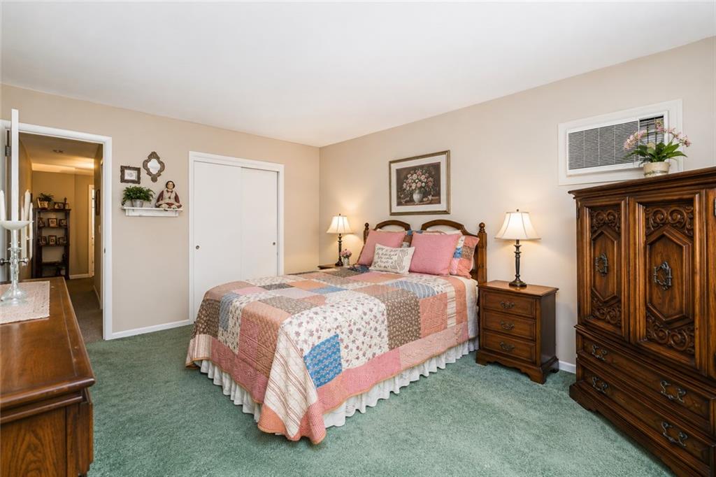 60 Bay Terrace Bay Terrace Staten Island NY 10306