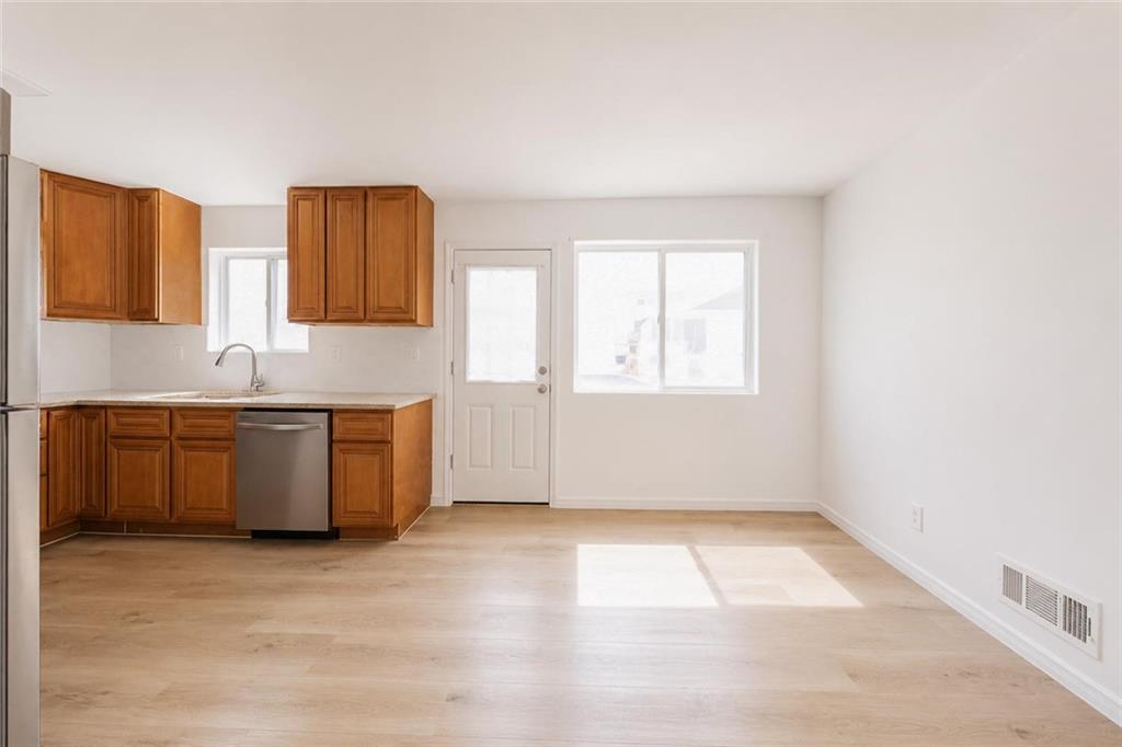 998 Olympia Boulevard Midland Beach Staten Island NY 10306