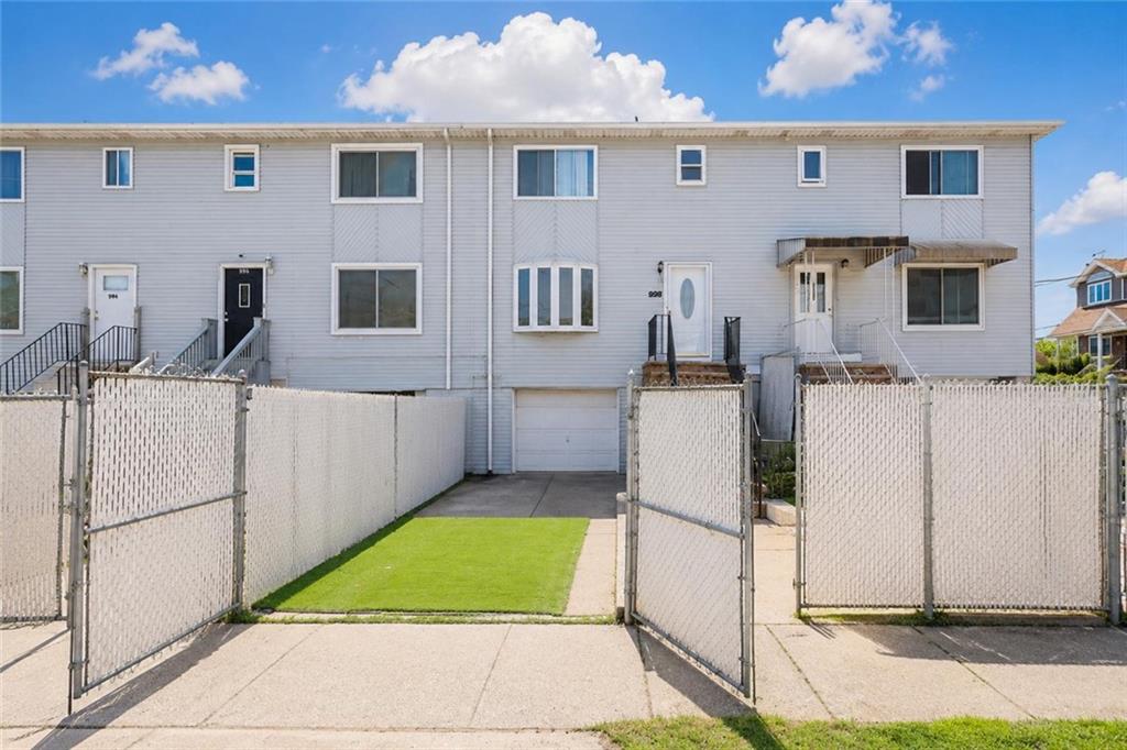 998 Olympia Boulevard Midland Beach Staten Island NY 10306