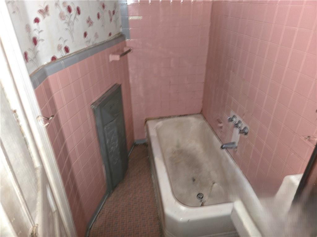 706 Cleveland Street East New York Brooklyn NY 11208
