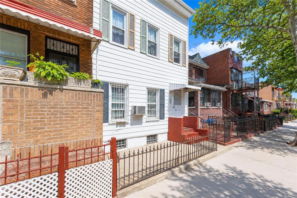 723 51st Street Sunset Park Brooklyn NY 11220