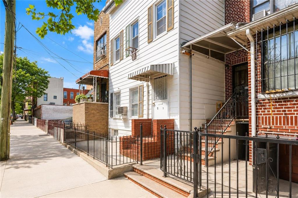 723 51st Street Sunset Park Brooklyn NY 11220
