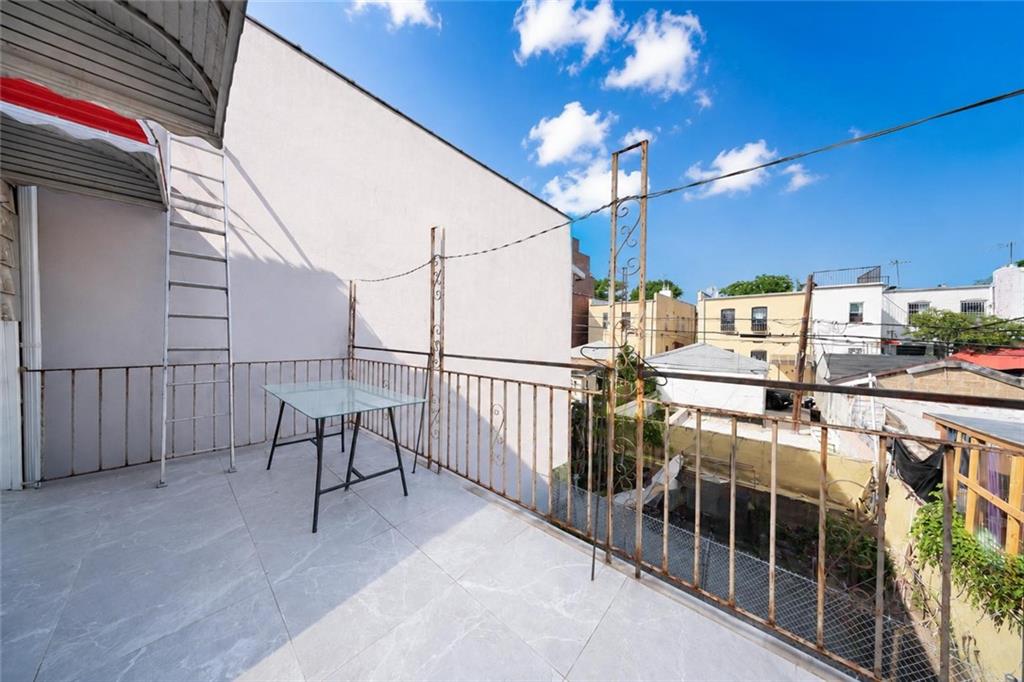 723 51st Street Sunset Park Brooklyn NY 11220