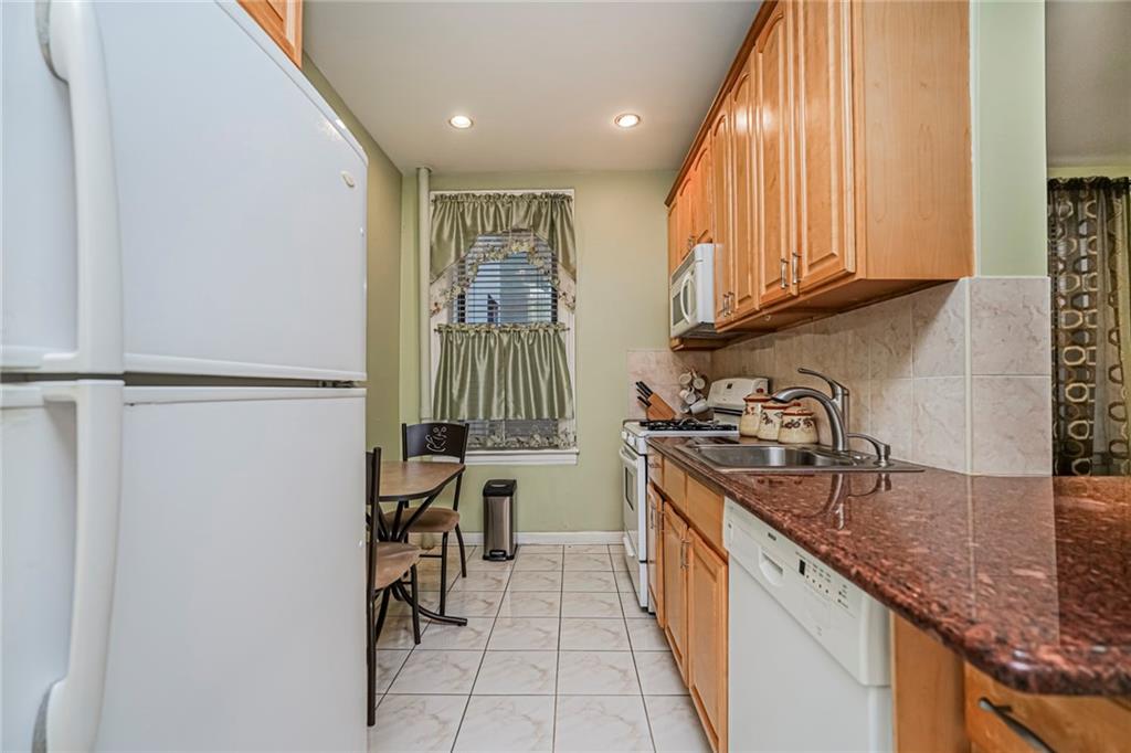 7609 4th Avenue Bay Ridge Brooklyn NY 11209