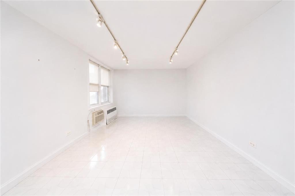 735 Avenue W Gravesend Brooklyn NY 11223