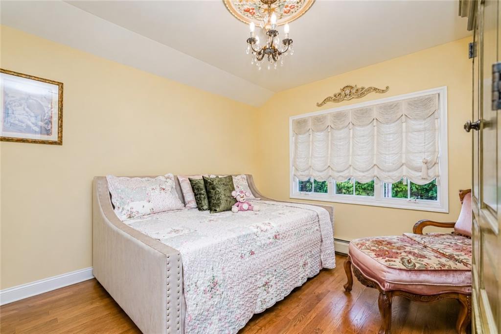 5886 Amboy Road Prince's Bay Staten Island NY 10309