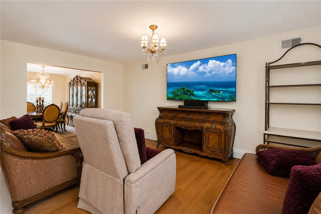 5886 Amboy Road Prince's Bay Staten Island NY 10309