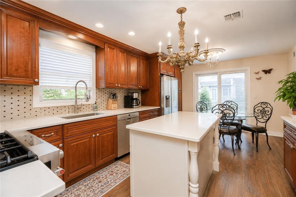 5886 Amboy Road Prince's Bay Staten Island NY 10309