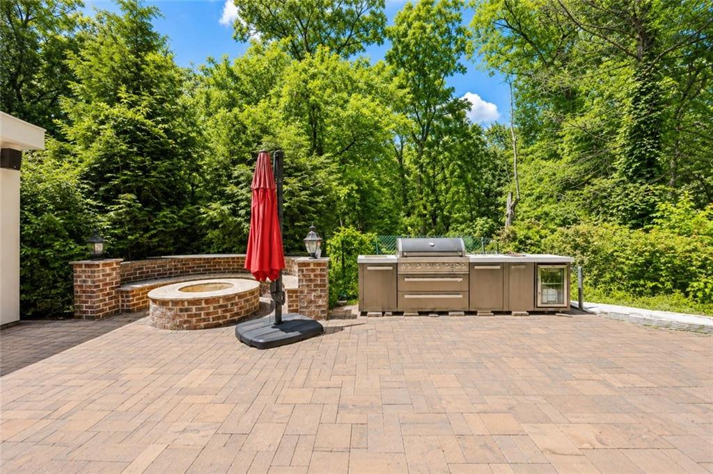 6475 Amboy Road Pleasant Plains Staten Island NY 10309
