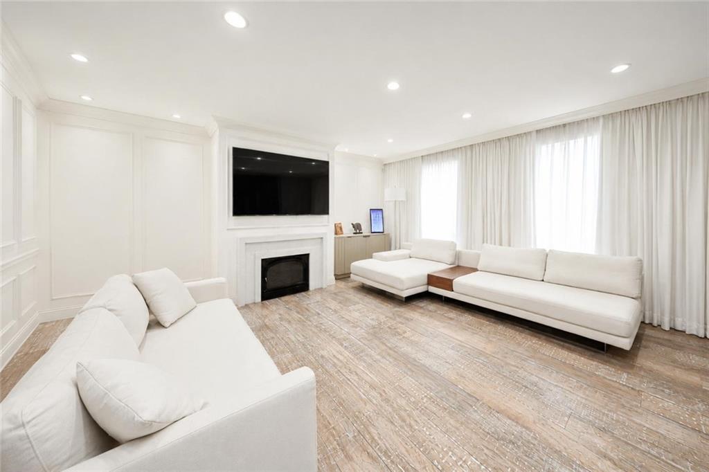 6475 Amboy Road Pleasant Plains Staten Island NY 10309