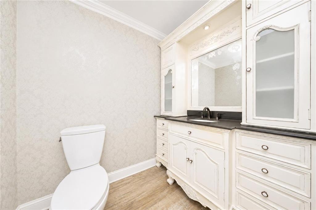 6475 Amboy Road Pleasant Plains Staten Island NY 10309
