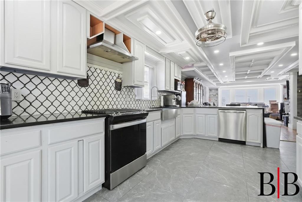2433 East 71st Street Bergen Beach Brooklyn NY 11234