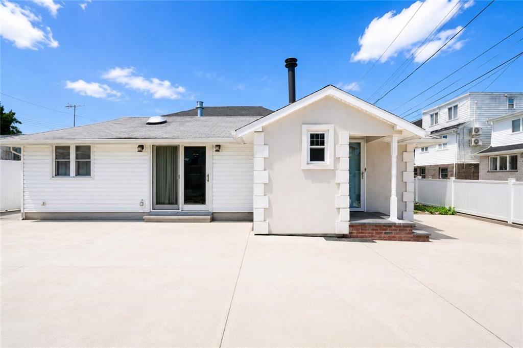 21 Seafoam Street Midland Beach Staten Island NY 10306