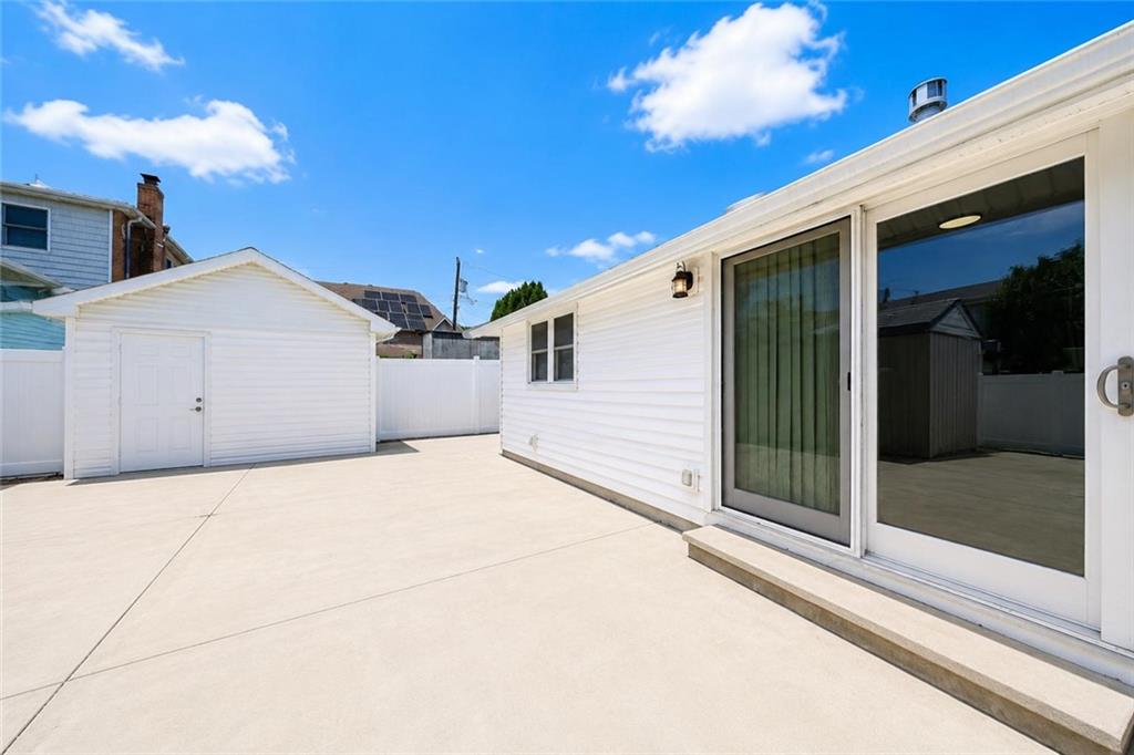 21 Seafoam Street Midland Beach Staten Island NY 10306