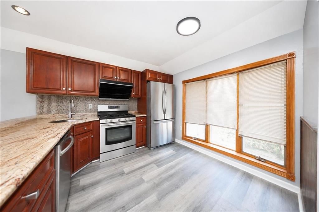 21 Seafoam Street Midland Beach Staten Island NY 10306