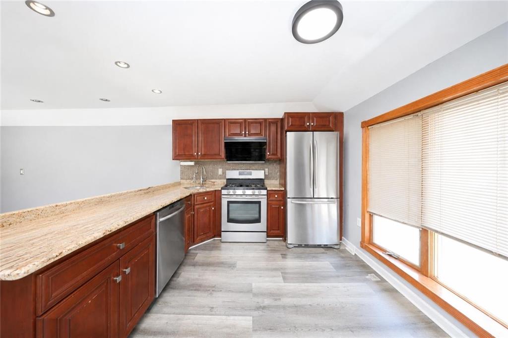 21 Seafoam Street Midland Beach Staten Island NY 10306