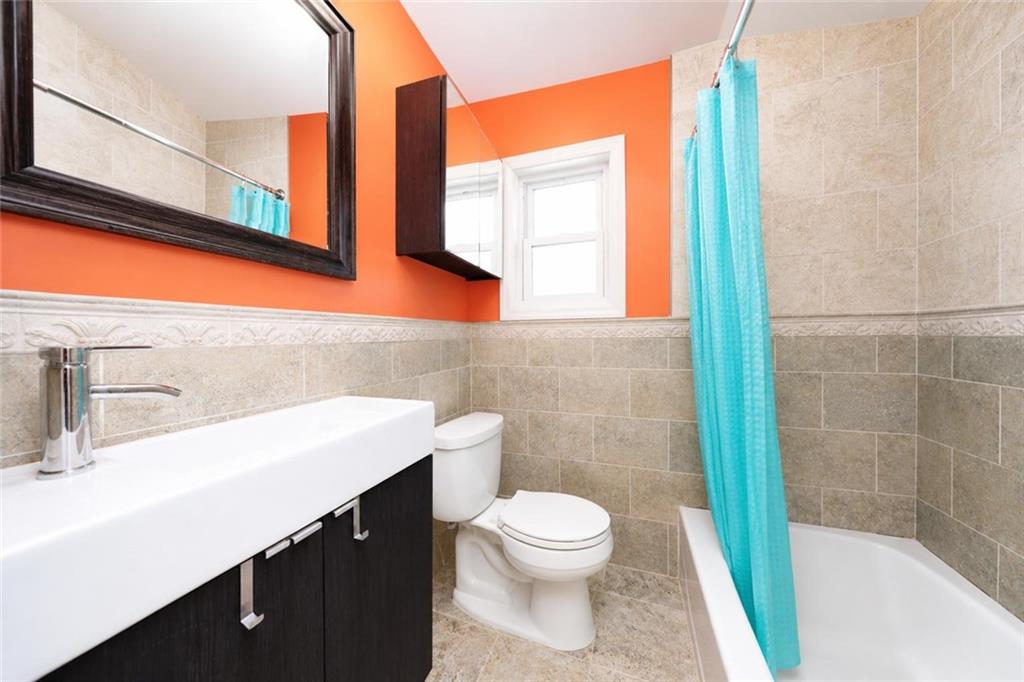 21 Seafoam Street Midland Beach Staten Island NY 10306