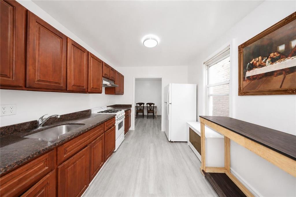 33 Avenue U Gravesend Brooklyn NY 11223