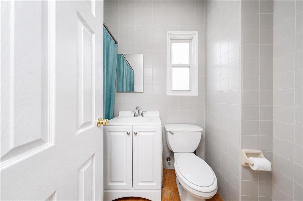 33 Avenue U Gravesend Brooklyn NY 11223