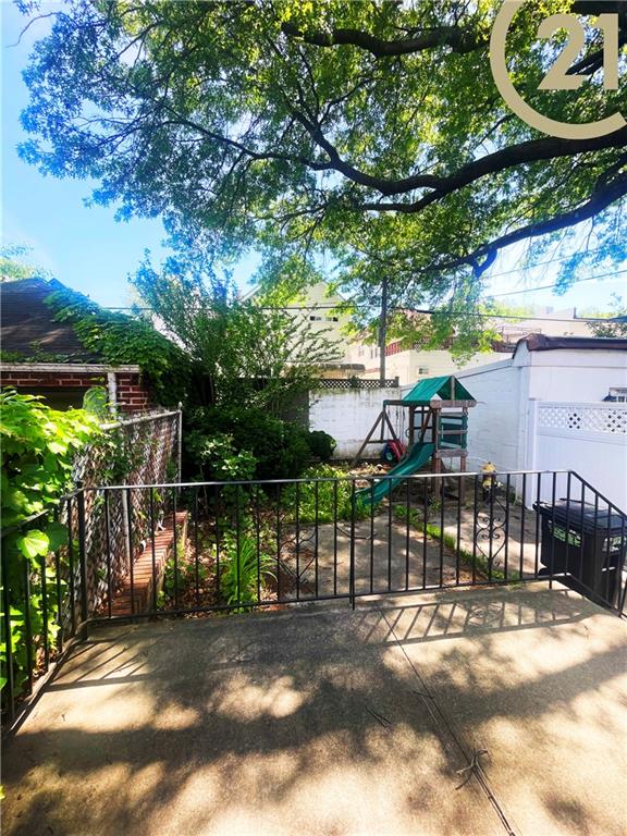 2109 East 21st Street Madison Brooklyn NY 11229