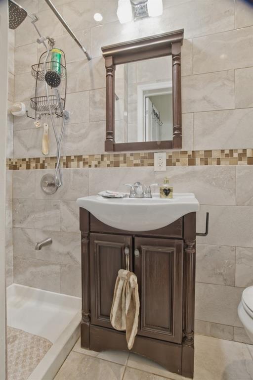 10219 213th Street Queens Village Queens Village NY 11429