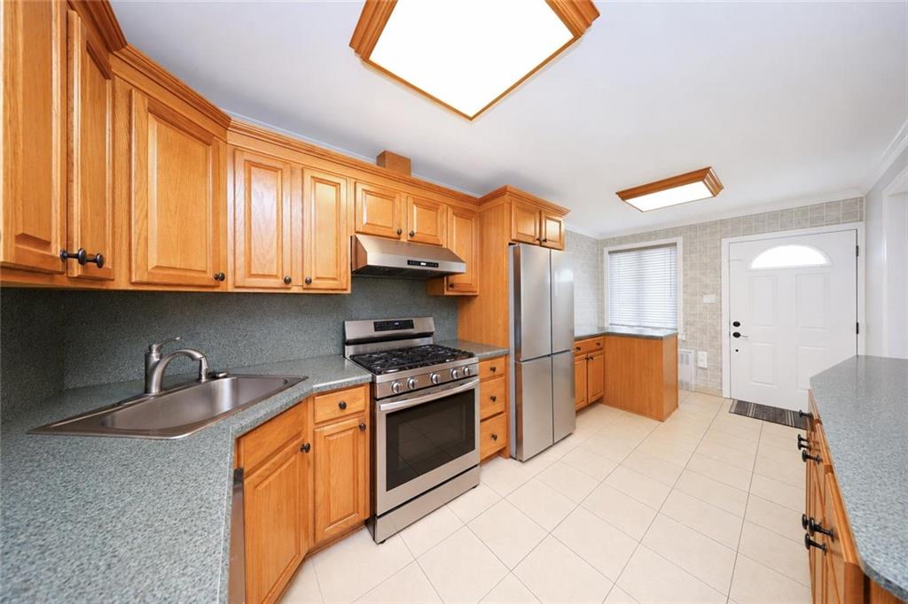 185 27th Avenue Bath Beach Brooklyn NY 11214