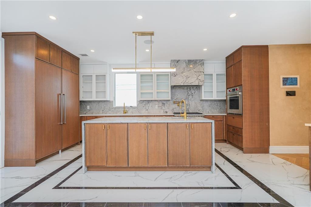 1819 East 24th Street Madison Brooklyn NY 11229