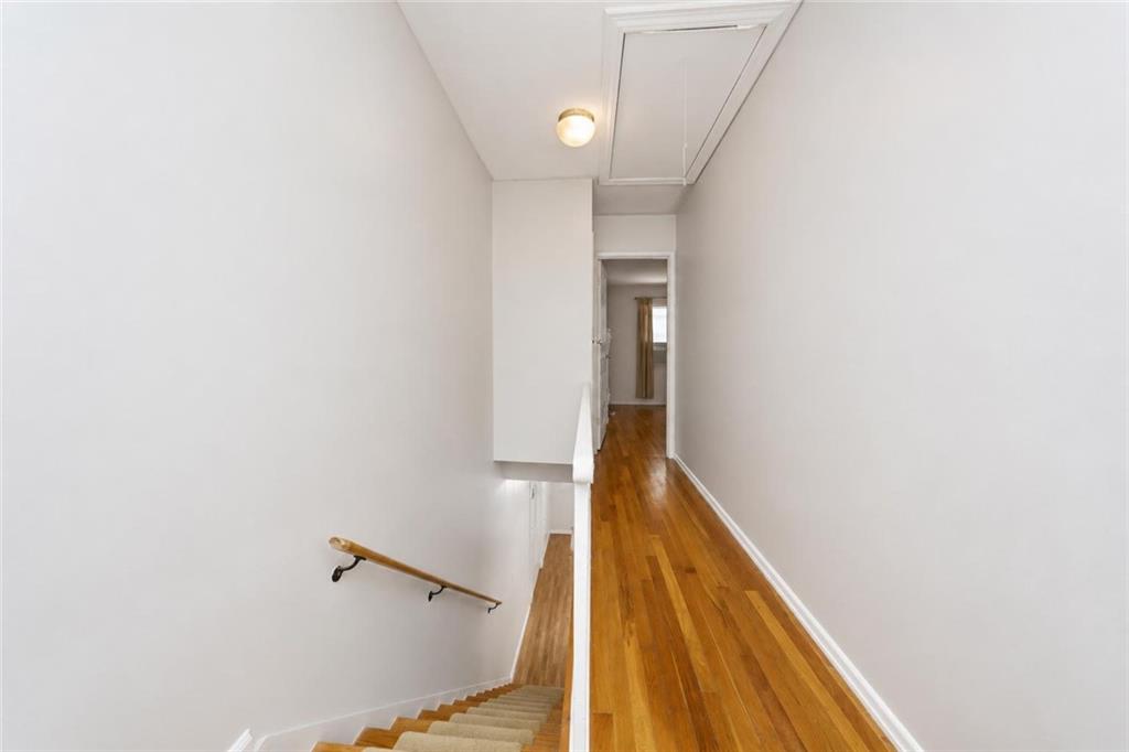 176 Tysens Lane Oakwood Staten Island NY 10306