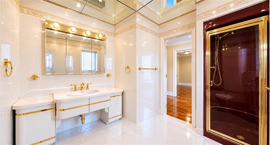 29 Exeter Street Manhattan Beach Brooklyn NY 11235