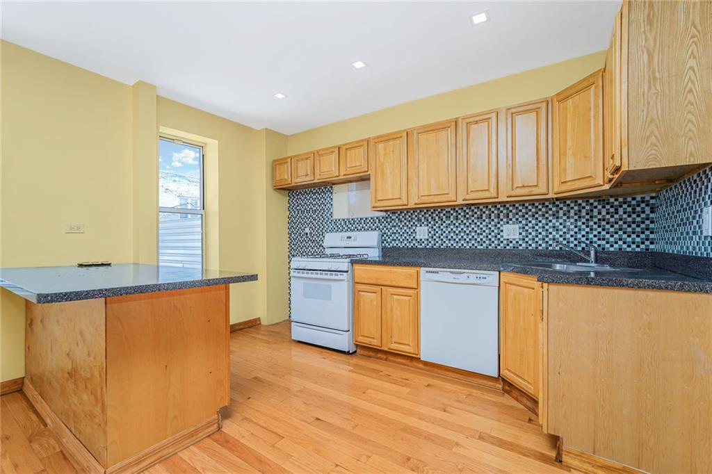 7411 New Utrecht Avenue Bensonhurst Brooklyn NY 11204