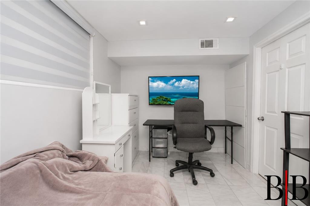 2161 East 72 Street Bergen Beach Brooklyn NY 11234