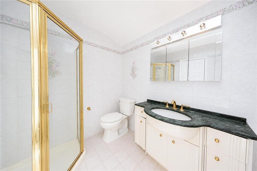 39 New Lane Shore Acres Staten Island NY 10305