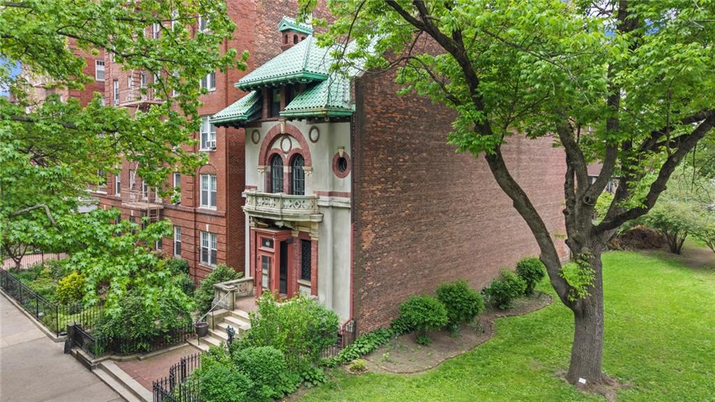 356 Clinton Avenue Clinton Hill Brooklyn NY 11238